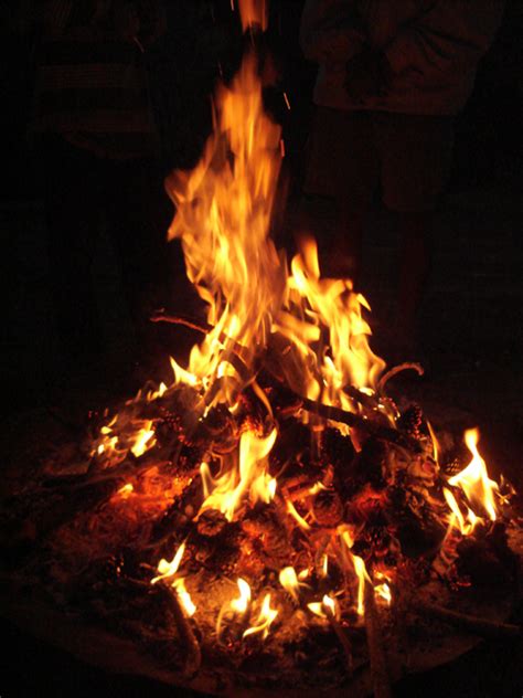 Campfire Wikipedia