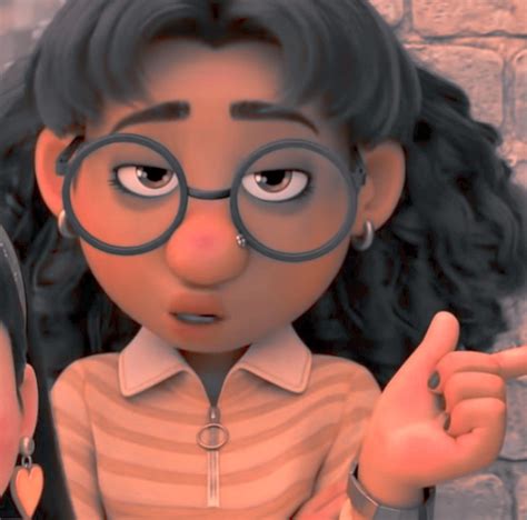 Priya Pfp Turning Red In 2022 Turn Ons Disney Pixar Movies Star Darlings