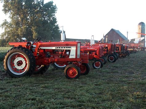 Free picture: farmall, tractors