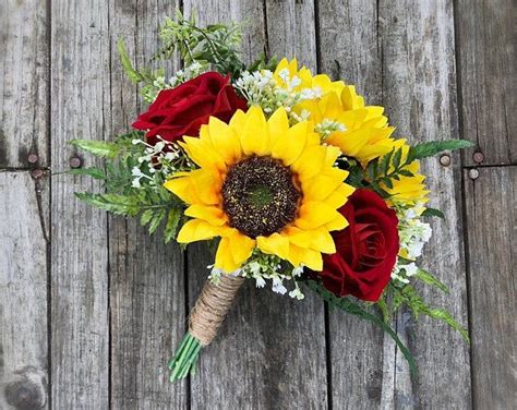 10 Sunflower Bouquet Babys Breath And Sunflower Etsy In 2020 Red