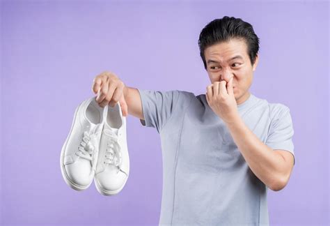 How To Prevent Shoes From Smelling Try These 8 Killer Tips