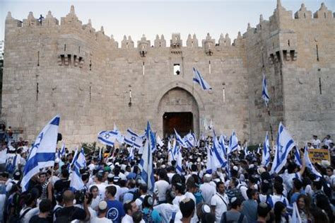 With a special focus on the social and communal needs of the city's most vulnerable populations, we effectively strengthen the social fabric and community support systems of jerusalem. נדחתה העתירה: צעדת הדגלים תתקיים כמתוכנן ותעבור ברובע ...