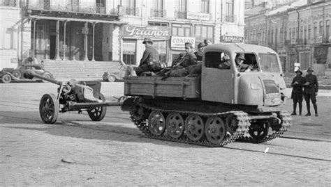 Steyr Raupenschlepper Ost Rso Tractor Of German Army Tows 75 Cm Pak