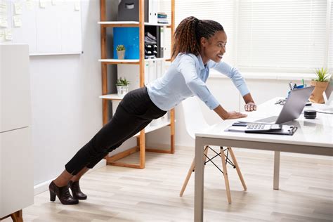 10 Short Exercises In 10 Minutes That You Can Do At Your Office Desk Or