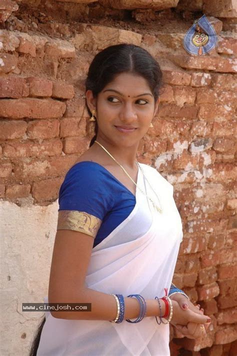 Tamil Actress Rama Stills Photo 32 Of 56