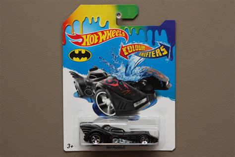 Splash or dunk your colour shifters vehicle in water and watch your ride change colours before your eyes! Hot Wheels 2016 Color Shifters Batman Batmobile (black to ...