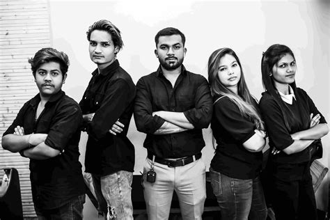 Spikes N curls Unisex Salon