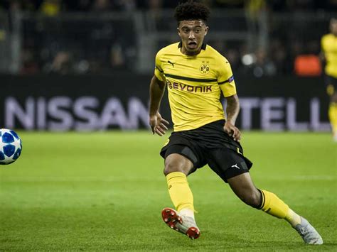 The se11 sancho collection celebrates jadon sancho's meteoric rise and the south east london home that inspires his game. Borussia Dortmund Teenager Jadon Sancho Gets England Squad ...