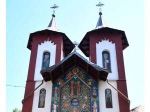 Ciuciueni, biserica sf împ constantin şi elena. Religie: Biserica Sfintii Imparati Constantin si Elena din ...