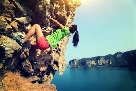 Mujer Escalador De Roca Fotografía De Stock © Lzf 109150312