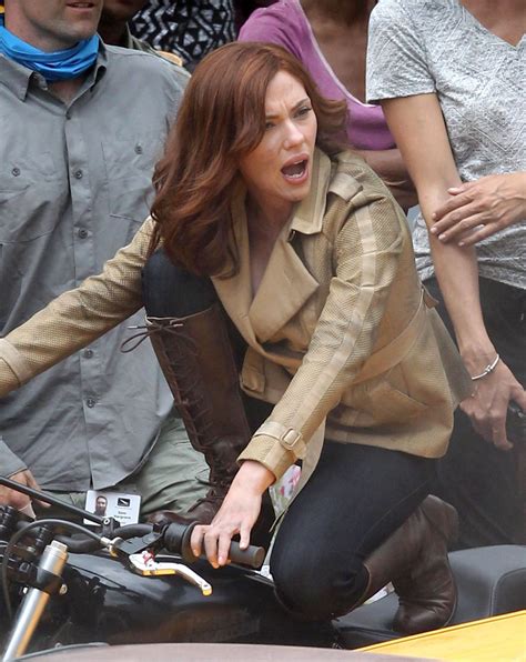Scarlett Johansson Captain America Civil War Set Photos Atlanta May 2015 • Celebmafia