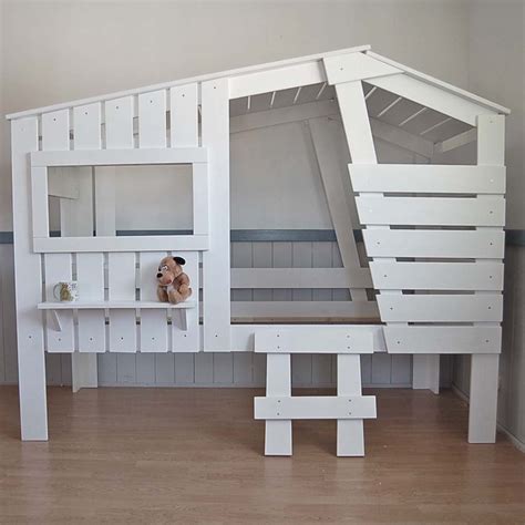Die entscheidung für das richtige kinderhochbett ist nicht einfach, aber mit sobald kinder ein hochbett sehen, wollen sie raufklettern und darauf spielen. http://www.amazon.de/Hüttenbett-Spielbett-Kinderbett-STRANDHAUS-Massivholz/dp/B00JVSPB4C ...
