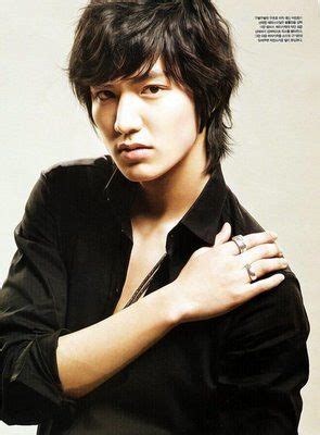 Lee min ho is a south korean actor who is known for his leading roles in television dramas such as boys over flowers, city hunter and heirs. Aulia Musyarofah's Blog: Lee Min Ho