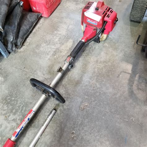 MARUYAMA GAS INTERCHANEABLE POLE TOOL W/ 3 ATTACHMENTS HEDGE TRIMMER