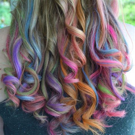 This Easy Hair Chalking Diy Is A Quick Way To Totally Change Your Look