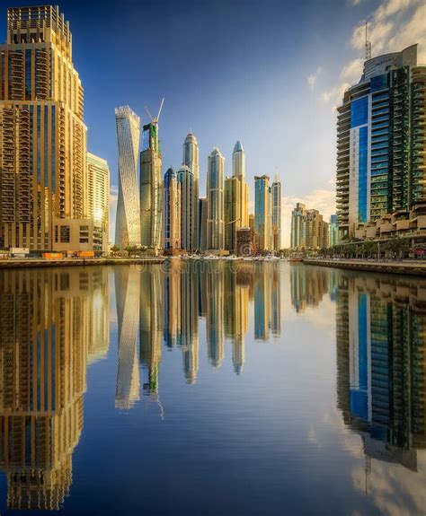 Dubai Marina Bay Uae Stock Image Image Of Arab Arabic 82393915