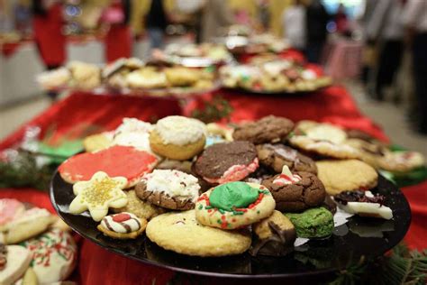 Montgomery Set For Christmas Parade ‘cookie Walk