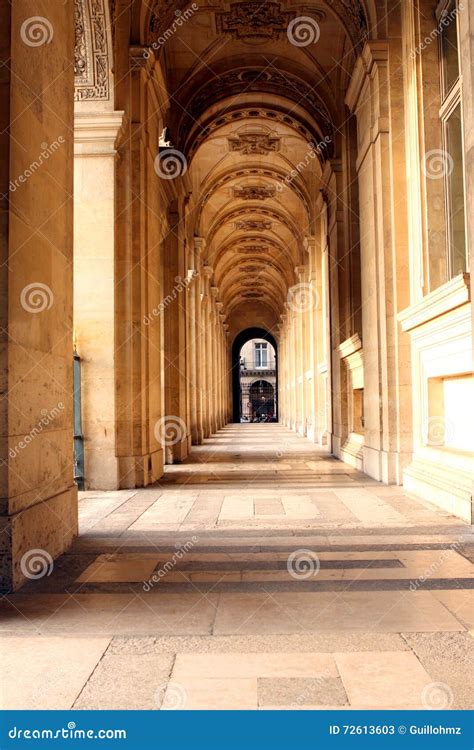 Corridor In The Louvre Editorial Stock Photo Image Of Exposition