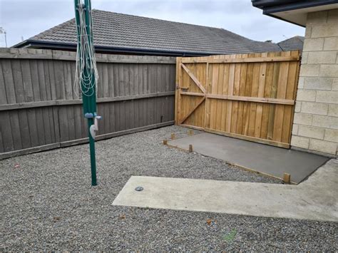 Small Concrete Pad (# 505919) | Builderscrack