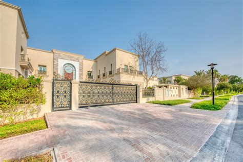 Ultra Luxurious 9br Villa In Emirates Hills Deluxe Holiday Homes