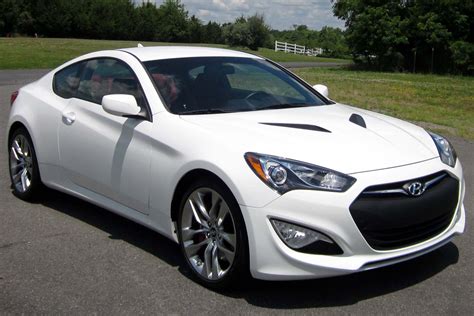 Hyundai Genesis Coupe 20 T 16v 210 Hp