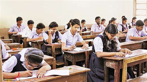 Kerala University Distributes Answer Key Instead Of Question Papers To