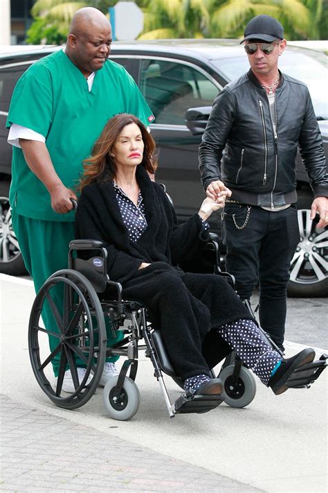 Janice Dickinson Spotted In Wheelchair Days After Breast Cancer Announcement
