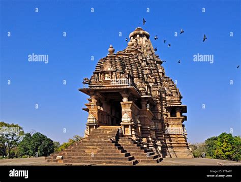 Vishvanatha Temple Western Temples Of Khajuraho Madhya Pradesh India