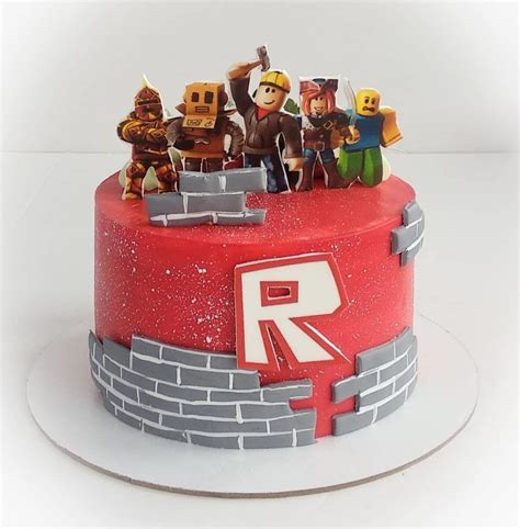 Pin By Y Zitro On Roblox Party Ideas In 2019 Birthday Cake