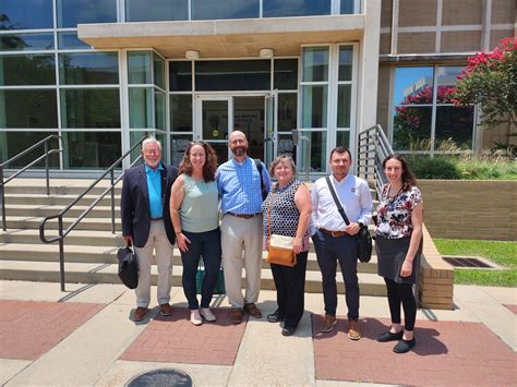 Indiana University Staff Tour UTMB's Biocontainment Care Unit