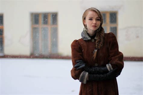 Olesya Kharitonova Model Redhead Women Outdoors Coats Brown Coat