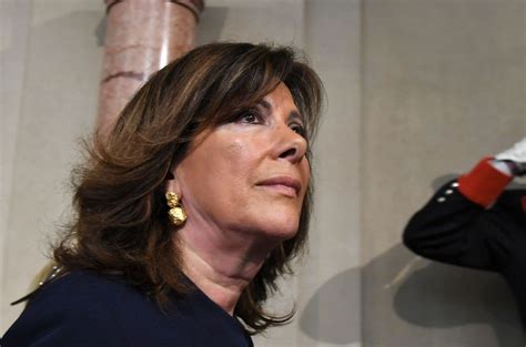 Eletta alla terza votazione a palazzo madama dopo l'accordo nel centrodestra per. Chi è Casellati: il primo premier donna d'Italia? La ...