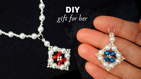Handmade by stephen einhorn london. DIY Gift for HER. Beaded necklace. How to make jewelry ...