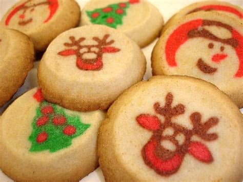 Bake at 350 degrees for 10 to 14 minutes or until golden brown. Xmas cookies | Pillsbury christmas cookies, Xmas cookies ...