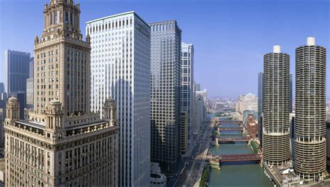Renting Apartments in Historic Chicago Buildings