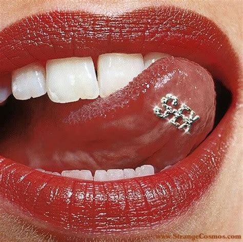 Really Want To Pierce My Tongue This Is An Awesome Tongue Piercing So Unique Piercings