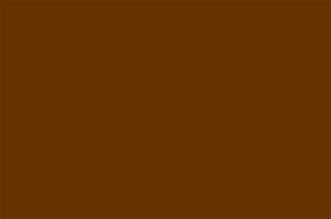 I would define maroon as a brown/purple red. Color marrón en los sueños: La conexión con la tierra🤎
