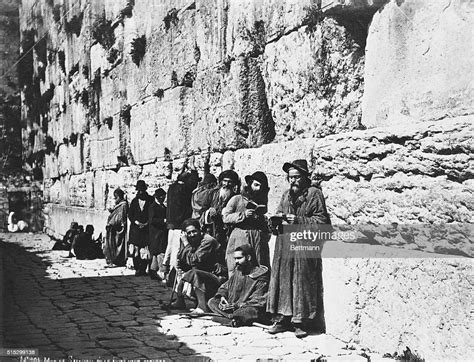 Ca 1890 Jerusalem Palestine Devout Jews Gather At The Wailing Wall