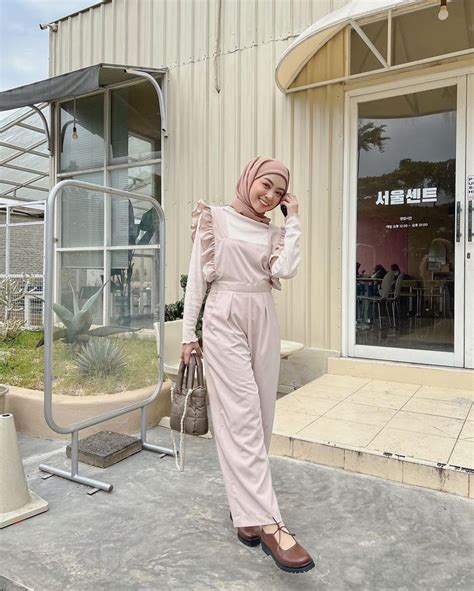 Intip Inspirasi Outfit Hijab Warna Nude Ala Bella Almira Manis My XXX