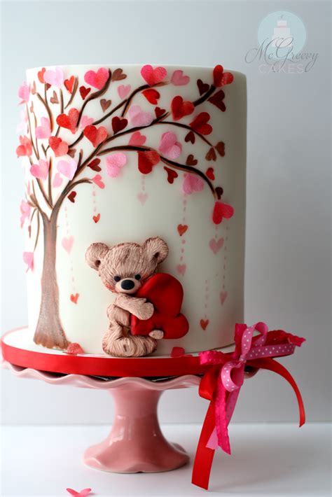 It's hard to find romantic greetings on the internet. A Valentine's Day Cake Tutorial - McGreevy Cakes