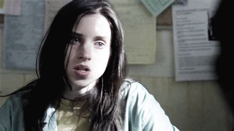 Emily Perkins ~ Complete Biography With Photos Videos