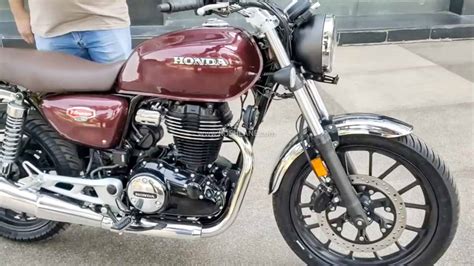 Honda cb350 h'ness motorcycle is now available in india as dlx and dlxpro. Honda CB350 Arrives At Showroom - Exhaust Note, Walkaround ...