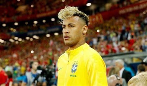 Check out this fantastic collection of neymar 2020 wallpapers, with 37 neymar 2020 background images for your desktop, phone or tablet. Ballon d'Or 2018: Neymar Unveils His Three Favourites ...
