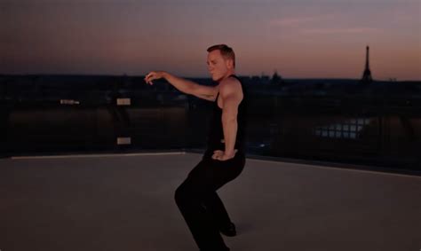 Daniel Craig Shows Off Dance Moves In Stupendous Belvedere Ad