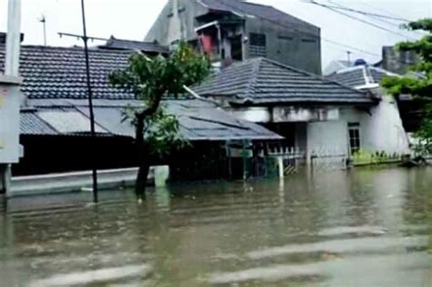 Fenomena Air Banjir Merah di Pekalongan hingga Banjir Rendam Kota
