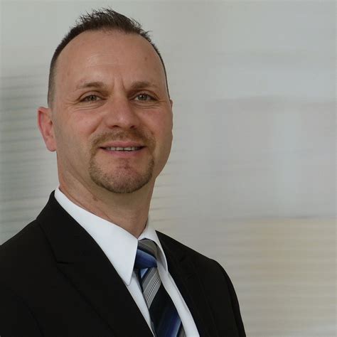 Informieren sie sich, lesen sie kommentare und bewertungen. Thomas Kern - Firmenkundenbetreuer - Volksbank Karlsruhe ...