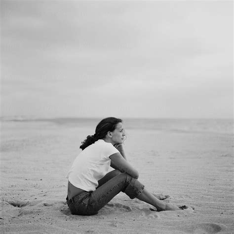 Nude Woman Sitting On Beach Del Colaborador De Stocksy Rene De Haan My Xxx Hot Girl