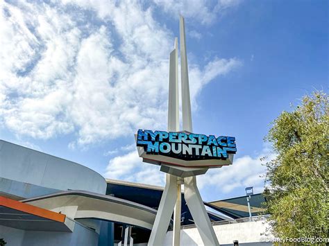 Photos And Video Why Star Wars Fans Need To Go On Space Mountain In