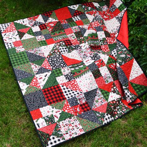 Happy Quilting Christmas Collection Quilt And Tutorial