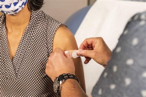 Here S How To Handle Needle Fear So You Can Be Vaccinated Upworthy